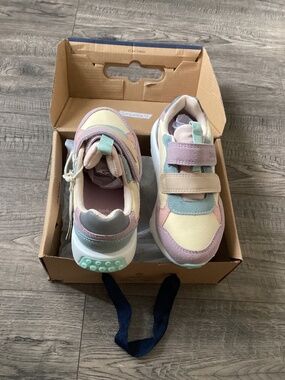 COLLOKY Kids walking shoes